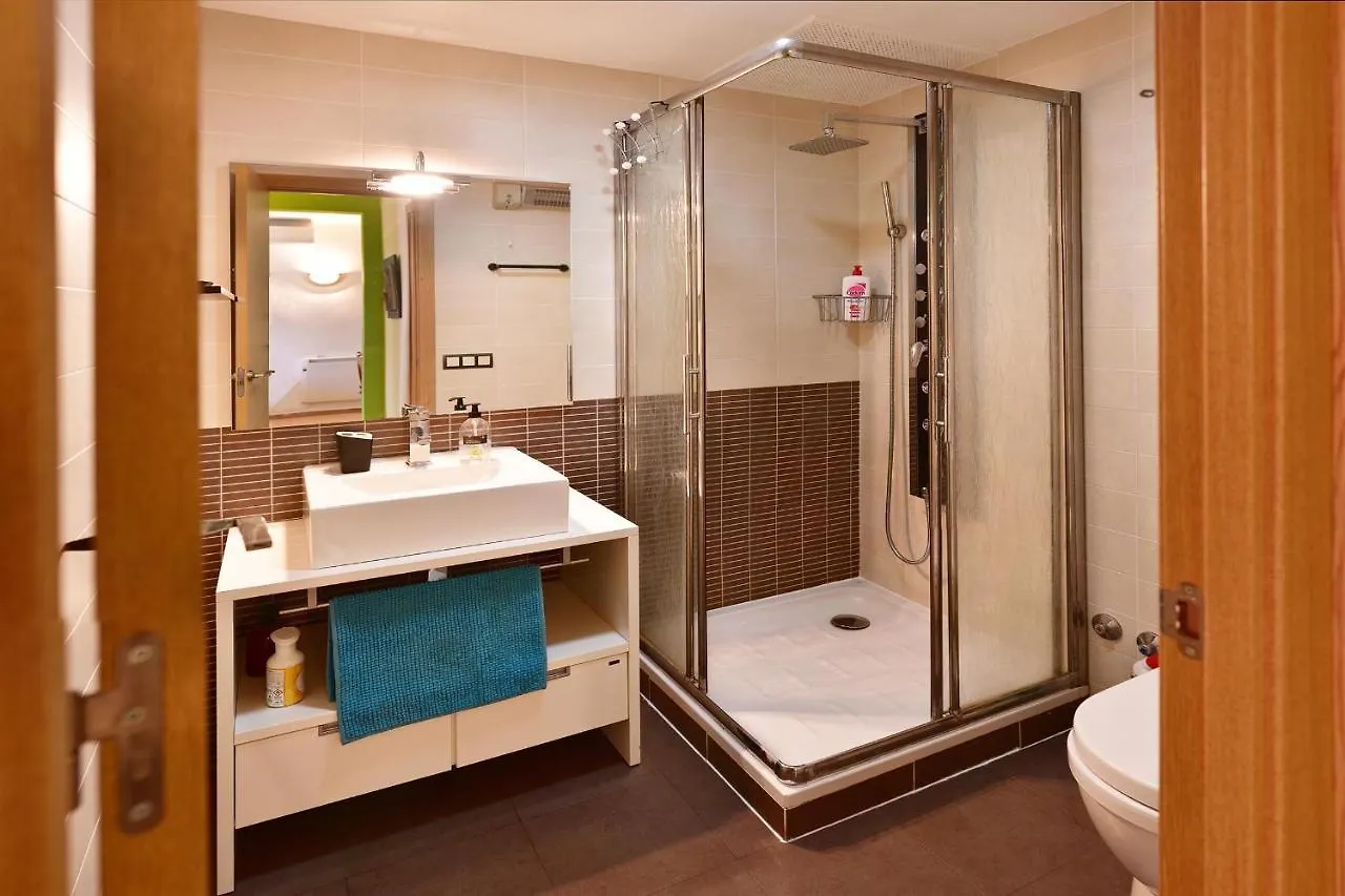 Unsejouraempuriabrava-Terrasse-Vue Mer -Clime- Wifi Parking 0*, Empuriabrava Spain