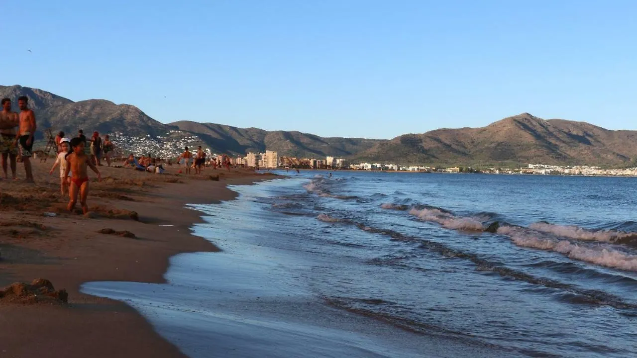 Apartment Unsejouraempuriabrava-Terrasse-Vue Mer -Clime- Wifi Parking